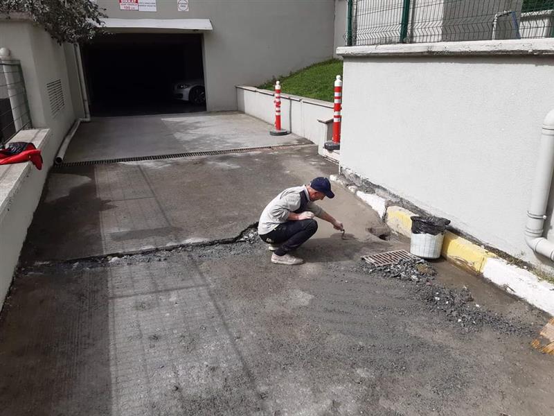K�� Sonras� Sitemizin Bozulan Yollar�n�n Tamirine Ba�lad�k.