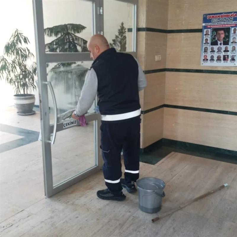 Sitemizi Temizliyor, Dezenfekte Ediyor Ve Ramazan Bayram�na Haz�rl�yoruz.