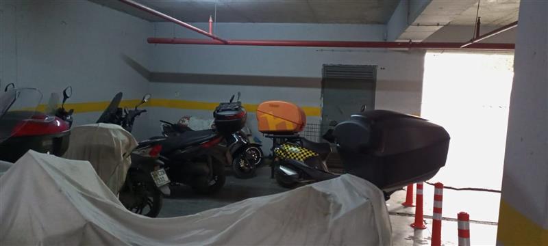 Motorsiklet Otopark� Yapt�k