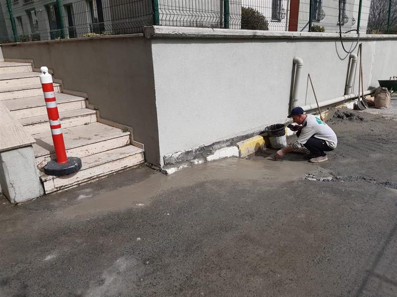 K�� Sonras� Sitemizin Bozulan Yollar�n�n Tamirine Ba�lad�k.