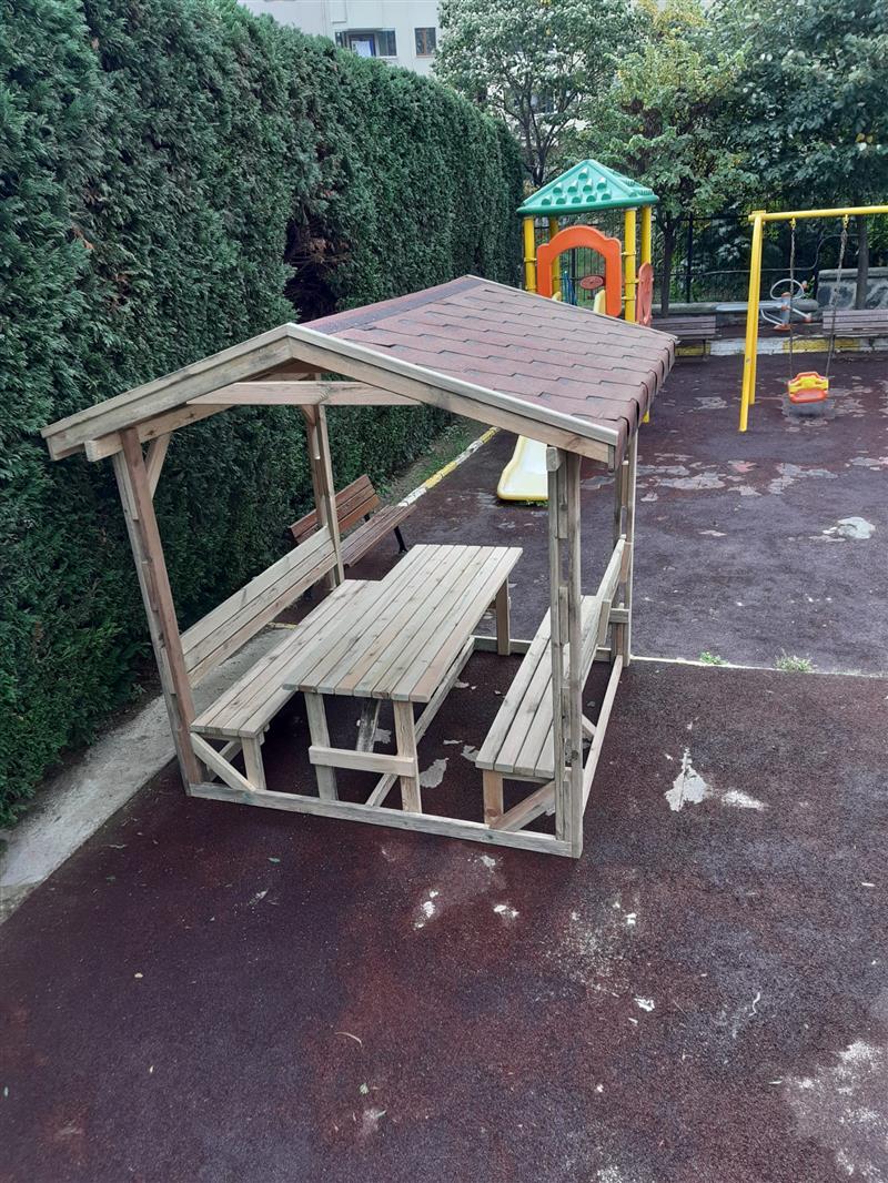 �ocuk Park�m�za Kamelya Koyduk