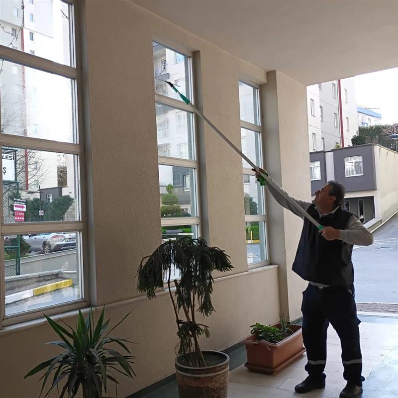 Sitemizi Temizliyor, Dezenfekte Ediyor Ve Ramazan Bayram�na Haz�rl�yoruz.